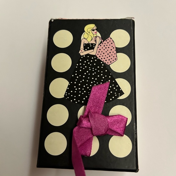 New Vegetable Soap "All Dolled Up" Sculpted Soap in a Keepsake Box - Picture 1 of 6